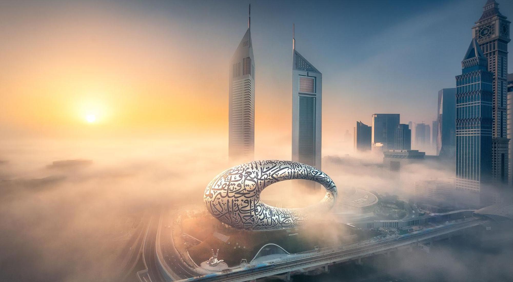 Alharaki Capsule Bed & Breakfast Dubai Exterior photo
